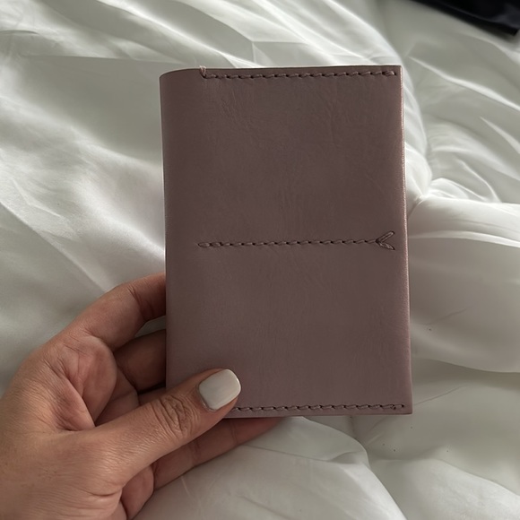 Madewell Accessories - Madewell Leather Passport Case